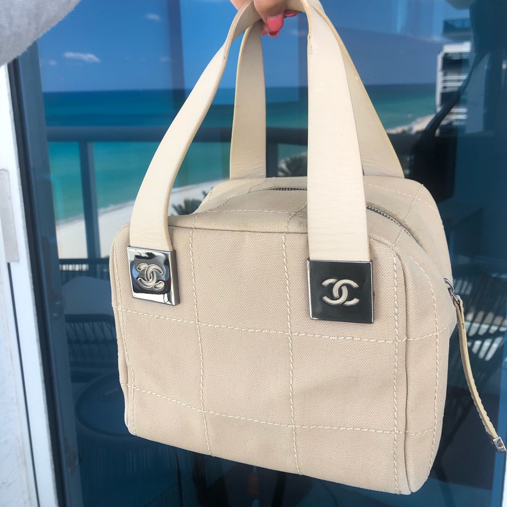 SOLD - Picture 4 of 12